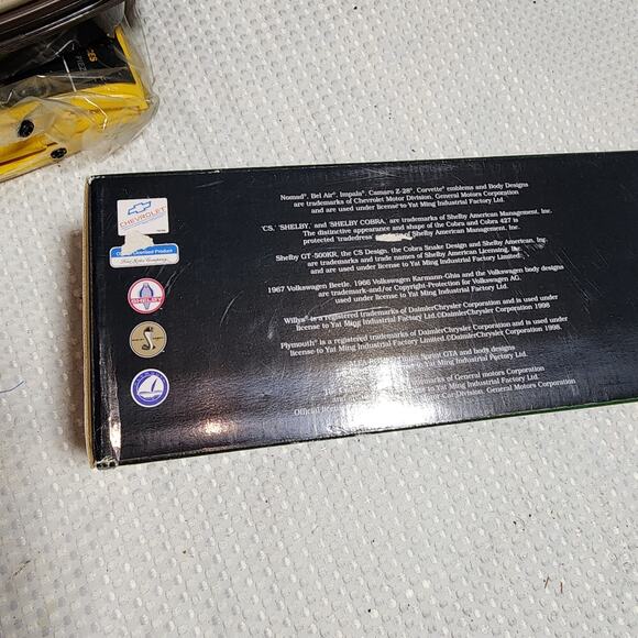 ROUGH TOUGH 1957 CHEVROLET NOMAD METAL CAR MODEL - Picture 7 of 10